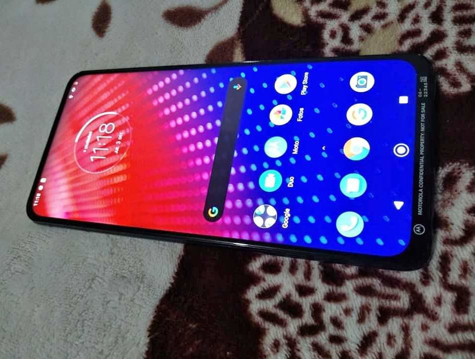 Moto Z4 Force