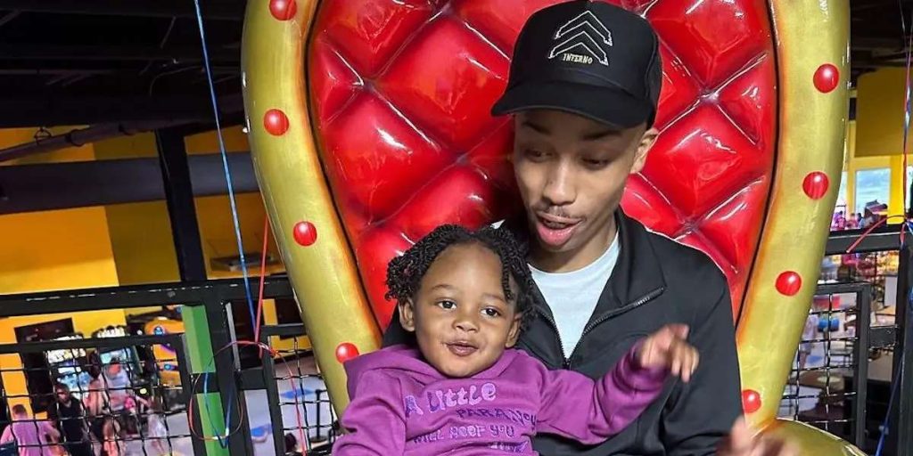 Gillie Da Kid’s Son and Grandson