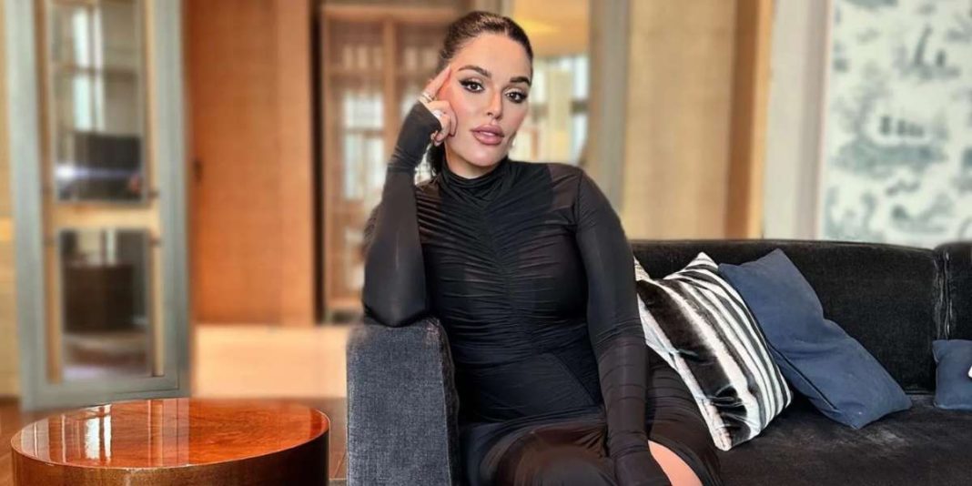Who is Mona Kattan?