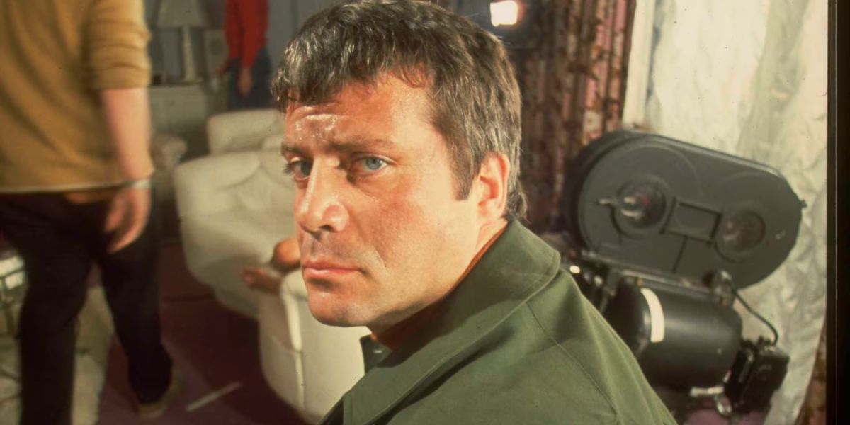 Oliver Reed