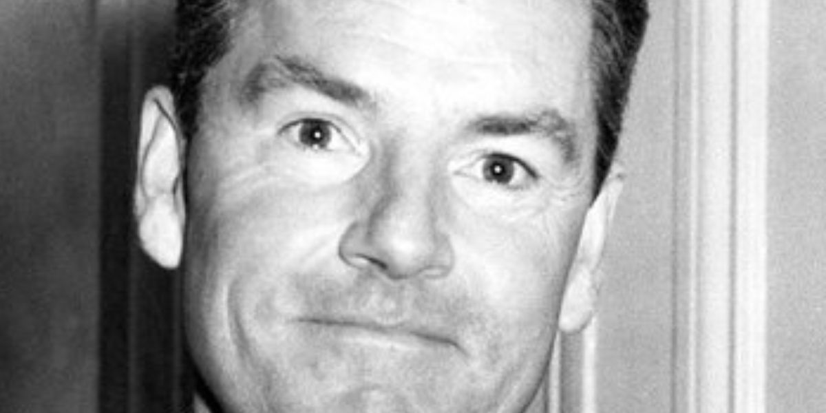 Kenneth More