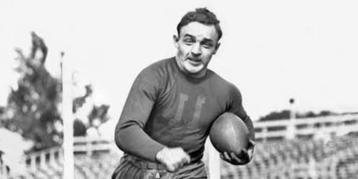 Clarke Hinkle